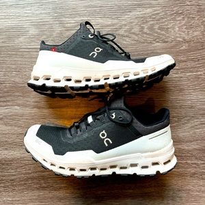 ON Cloudultra Womens Running Shoe 8.5